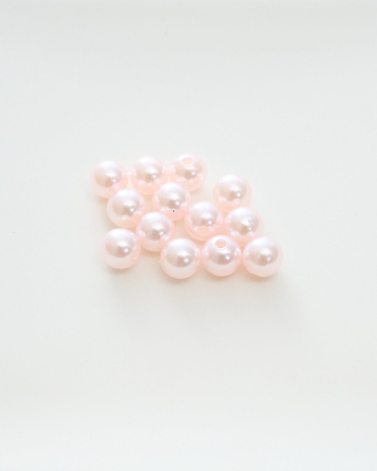 樹脂ビーズ 直径10mm 両穴タイプ VC0094-3