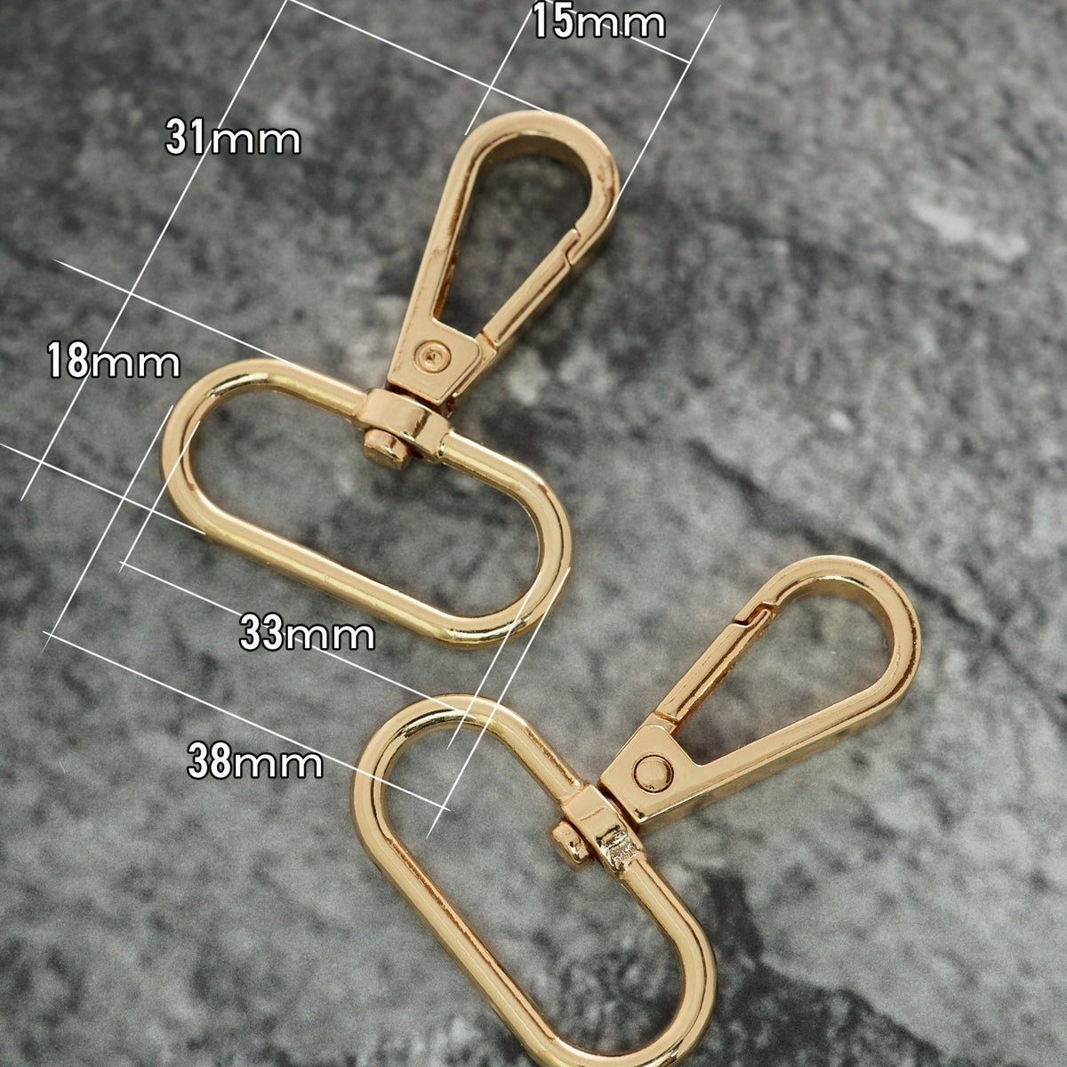 ナスカン 尾内径33mm 4個入り 合金製 VC0222-33 | 大型バッグ・ショルダー用フック金具