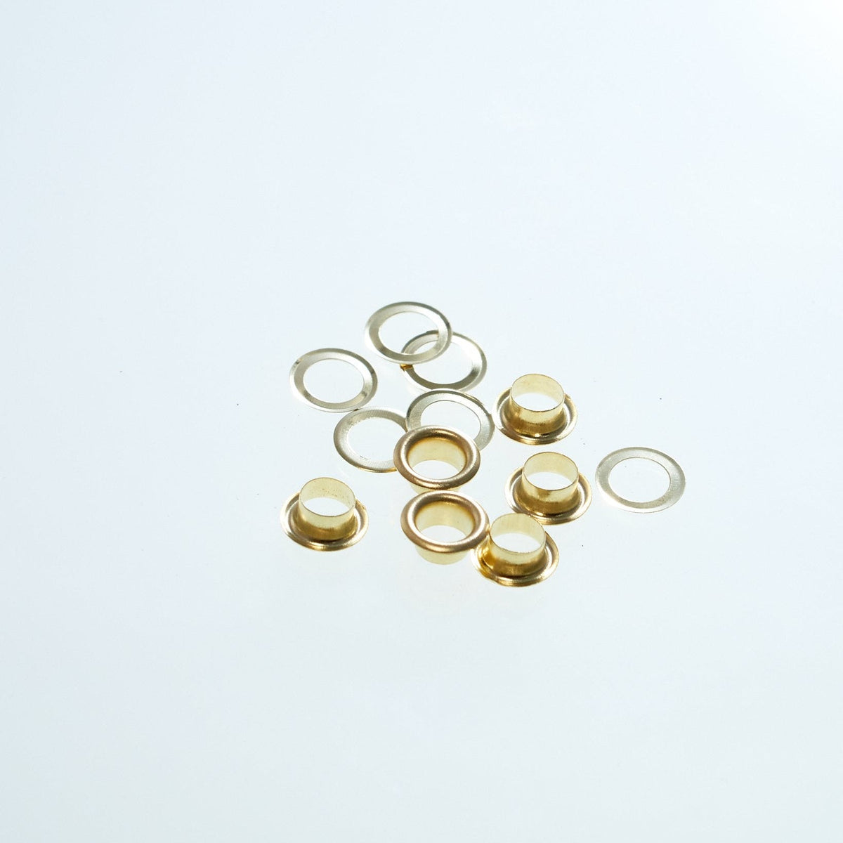 ハトメ 鳩目 穴径5mm 100個入　 VC0002  両面ハトメ  セット 打ち具 キット サンコッコー レザークラフト 鳩目 カーテン 両面 パンチ 間仕切り レジャーシート 初心者 帆布 クラフト金具 付け方 DIY 革手芸 金具 パーツ アイレット 手作り 靴 文具 バッグ DIY 書類とじ 穴